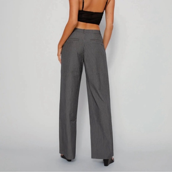 Tiger Mist Grey Pinstripe Wide Leg Pants, size M - Picture 2 of 7